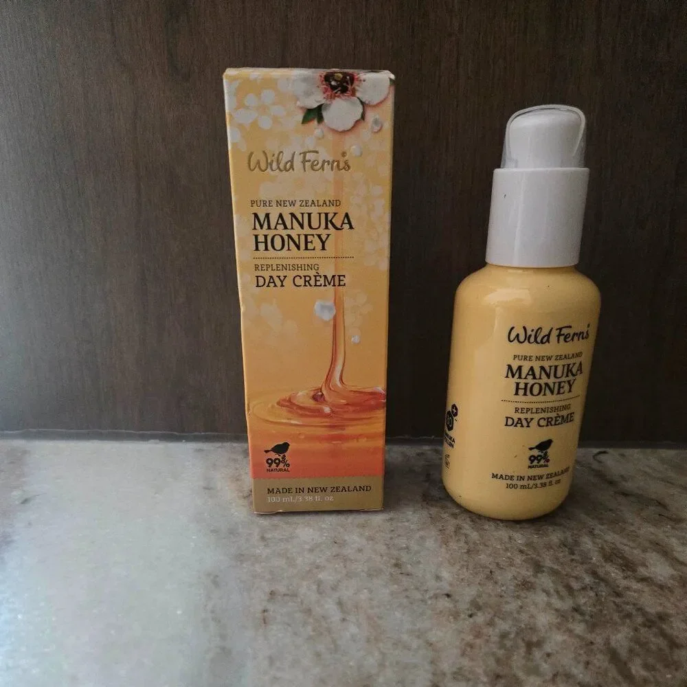 NWT Manuka Honey day cream unisex
